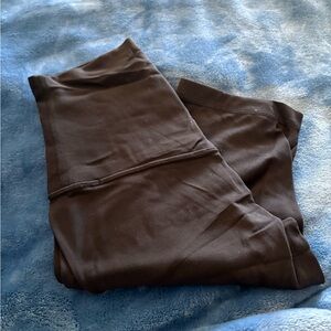 Women’s lululemon 10” align high waisted. Black Size 4. Worn once.